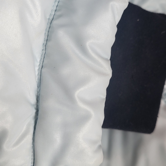 Aritzia TNA Superpuff - Picture 7 of 8